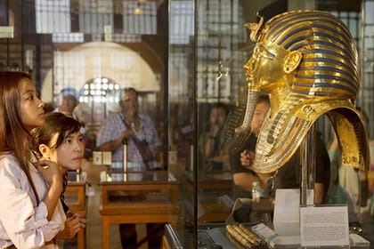 Giza pyramids and sphinx and Egyptian museum with shopping tour Private full day