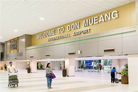 Don Mueang Airport (DMK) Guided Fast Track Immigration Service 4