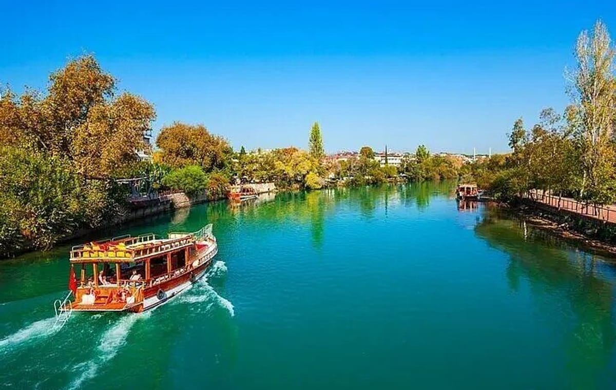 Manavgat Boat, Bazaar & Waterfall Tour with Transfer from Alanya