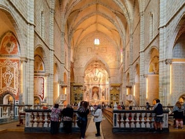 Évora Walking Tour with Chapel of Bones and Giraldo Square Visit