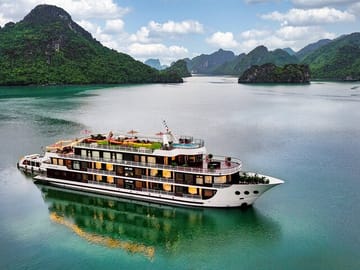Dora Cruise Luxury Halong Bay Overnight Cruise Transfer Included