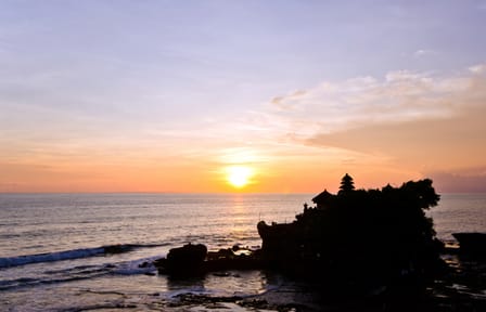 Bali Sunset Tour at Tanah Lot with Cultural Insights