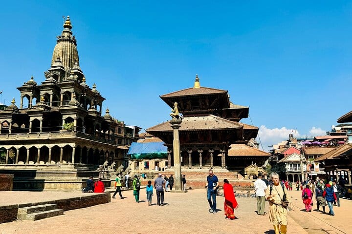 Bhaktapur & Nagarkot Day Tour with Lunch – Private / Group