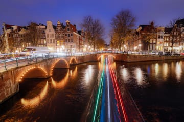 Private 18-Day Van and Train Tour from Paris to Europe