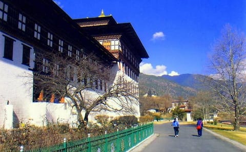 Druk Path Camping Trek: 7 Days in Bhutan's Paro Valley