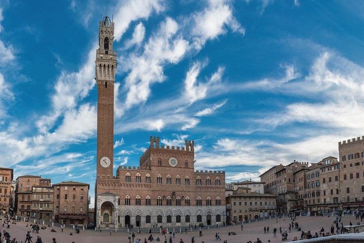 Panoramic view of Piazza del Campo in Siena