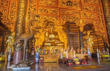 Ninh Binh Day Tour with Boat Trip at Trang An from Hanoi