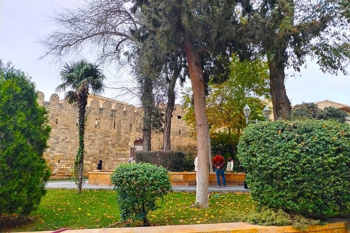 Baku city tour-Flame Towers-Baku Boulevard-Heydar Aliyev Center-Old City Icherisheher-Maiden Tower-VLA Travel-governor garden