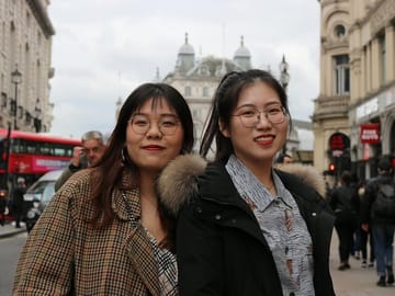 Professional Photoshoot Experience at Piccadilly Circus