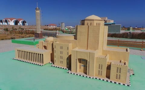 Mini Egypt Park Tour with Transfers in Hurghada
