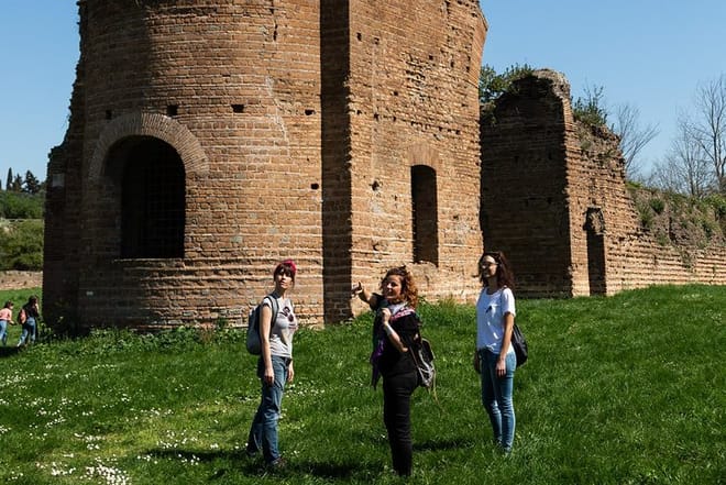 E-Bike tour in the Caffarella Valley with Cheese Tasting