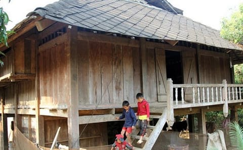 Mai Chau 2 Days 1 Night Pu Luong Adventure Group Tour from Hanoi