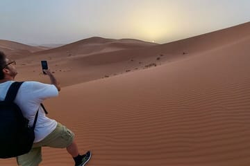 Sunrise Walking Tour of Erg Chebbi Dunes from Erfoud