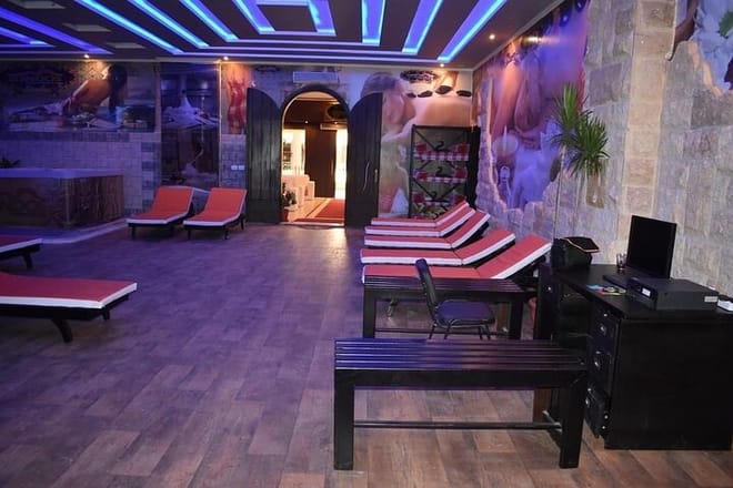 Cleopatra Bath &amp; Massage &amp; Jacuzzi &amp; Sauna &amp; Steam bath With Transfer - Hurghada