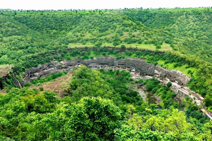 Ajanta Caves Discovery Tour from Aurangabad