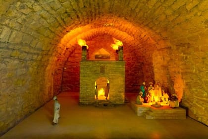 Private Half Day Absheron Tour to Gala, Ateshgah and Yanardag