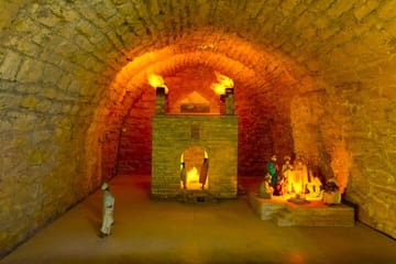 Private Half Day Tour of Gala, Ateshgah, and Yanardag in Baku