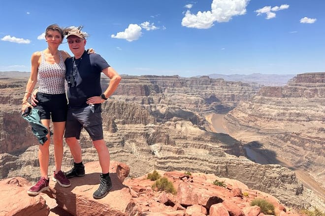 Small Group Grand Canyon Skywalk & Sunset Tour 9