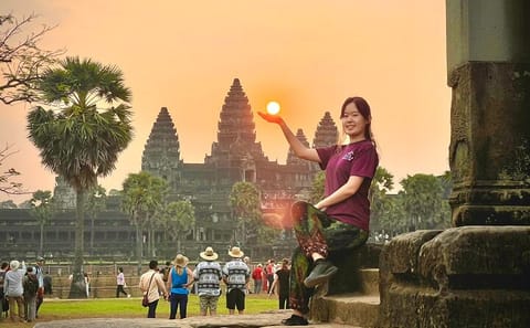 Angkor Wat Sunrise and Temple Tour in Siem Reap