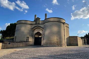 Private 2-Hour Walking Tour of Nottingham's History and Culture