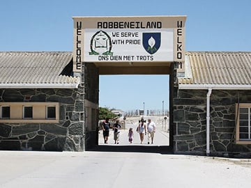 Robben Island and Table Mountain Tour in Cape Town