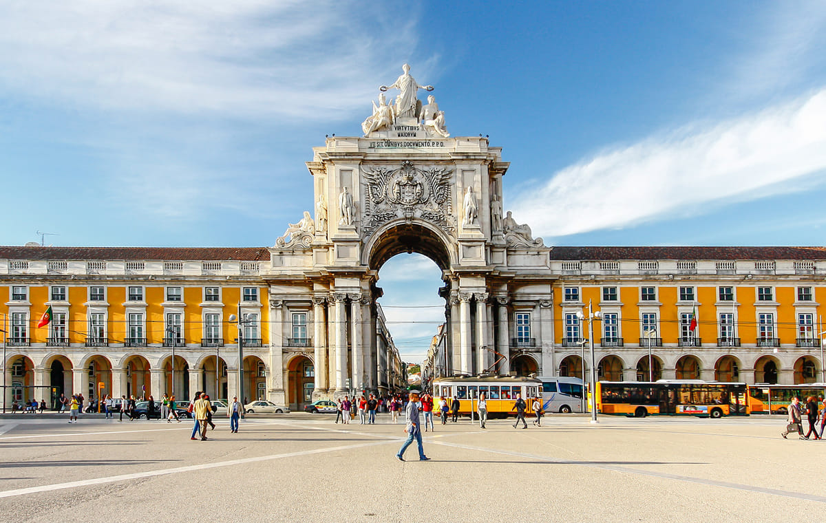 Walking Tour of Rossio, Chiado, and Alfama in Lisbon