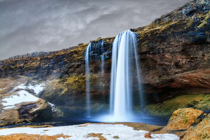 Seljalandsfoss waterfall