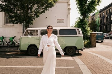 Professional Photoshoot Walking Tour in Notting Hill, London