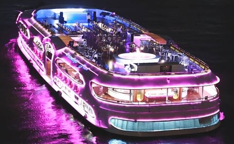 Chao Phraya River Sunset Dinner Cruise in Bangkok