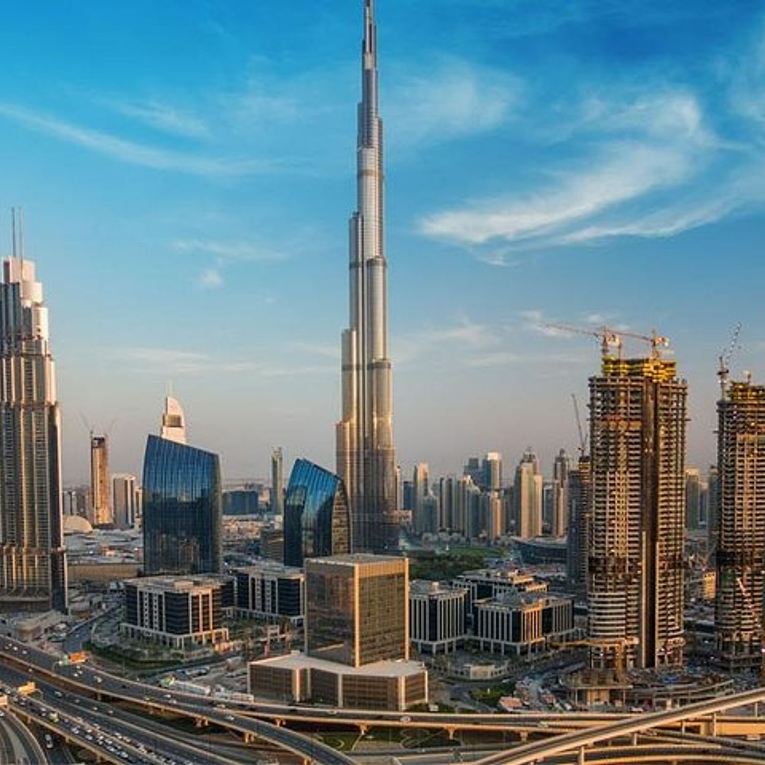 Burj Khalifa Non-Peak 124th Floor Ticket with Hotel Pick Up
