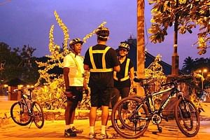 Private night cycling tour in Colombo