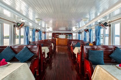 Halong Bay Cruise Day Trip: Visit Thien Cung Cave, Kayaking & Lunch – best price