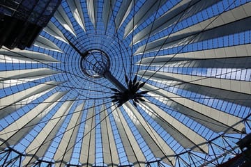 Berlin Historical Landmarks and Royal Heritage Tour