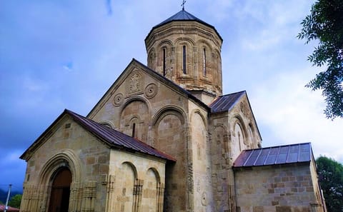 Three-Day Wine and Nature Tour in Ambrolauri, Georgia