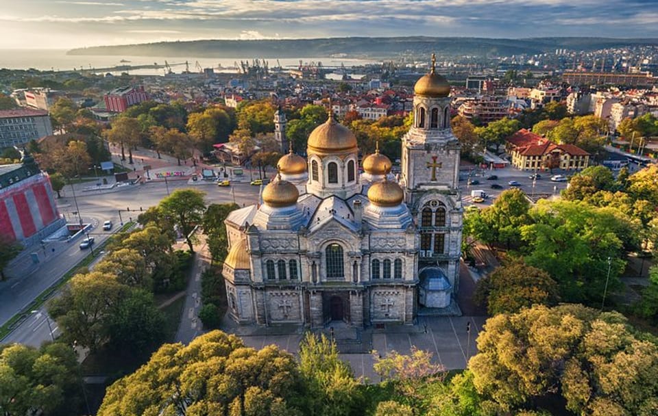 Cultural Tour of Bulgaria's Top Cities and Borovec