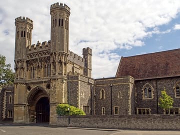 Private 2-Hour Walking Tour of Historic Canterbury