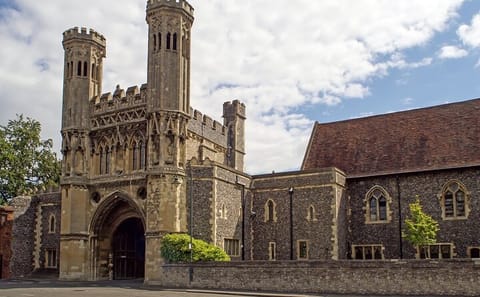 Private 2-Hour Walking Tour of Historic Canterbury