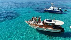 Vintage wooden boat tour to La Maddalena Archipelago from Palau