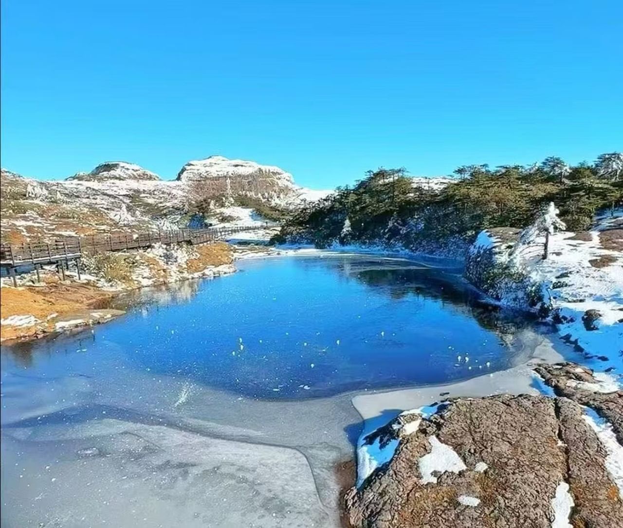 Plateau Ice lake 