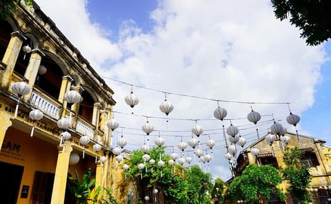 Half-Day Cultural Tour of Hoi An Ancient Town from Da Nang
