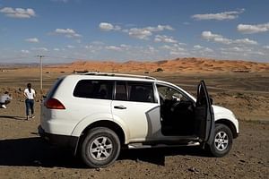 4 Hours Trip By 4x4 in Merzouga Desert, Nomads, Gnawa Music, Lunch. No Extra Fee