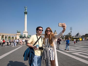 Budapest City Tour with Vajdahunyad Castle Highlights