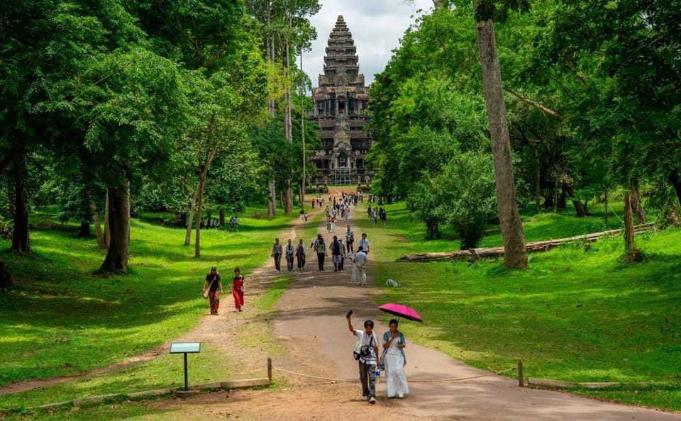 7-Day Private Tour of Siem Reap and Cambodia's Highlights