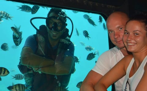 Semi-Submarine and Snorkeling Tour in Hurghada, Egypt