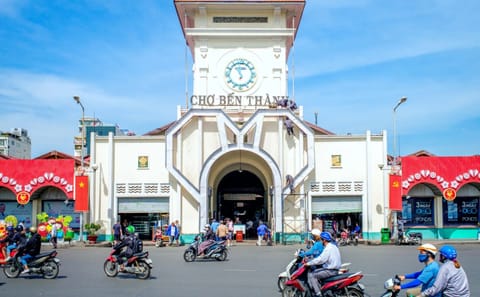 Full Day Shore Excursion Tour of Ho Chi Minh City from Phu My Port