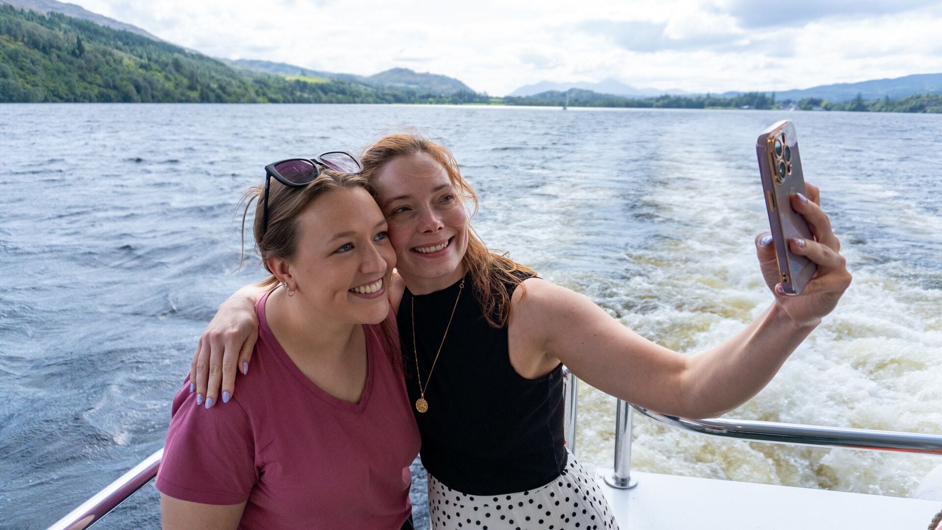 Scottish Highlands and Loch Ness (Glasgow Departure)