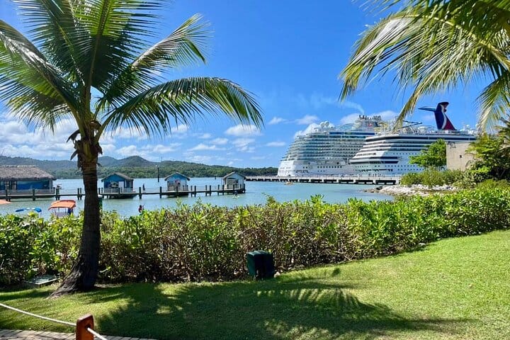 Amber Cove cruise-ship pickup/drop‑off