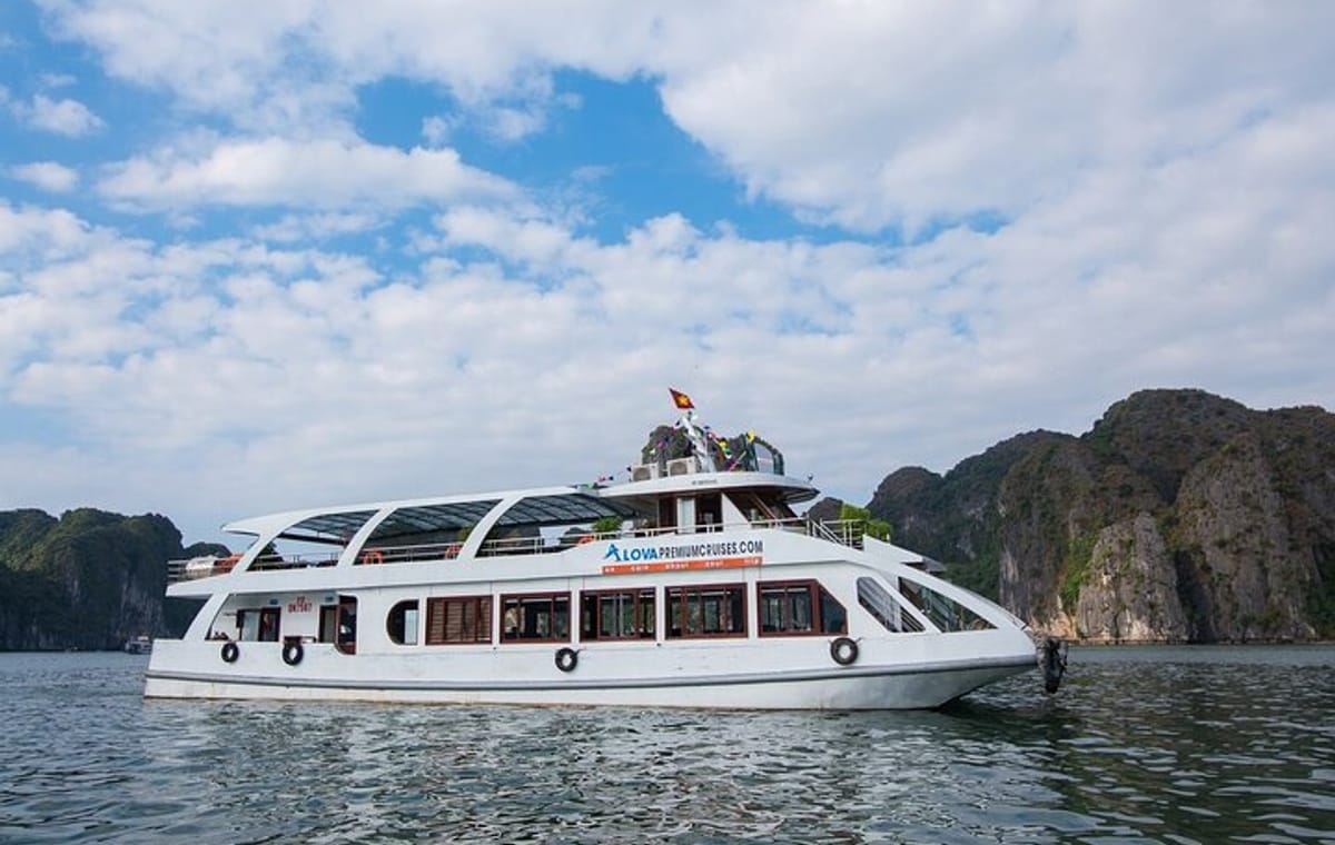 Alova Premium Cruise Halong Day Tour with Buffet Lunch and Cave