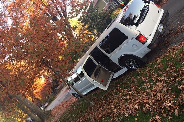 Stretch SUV Limousine