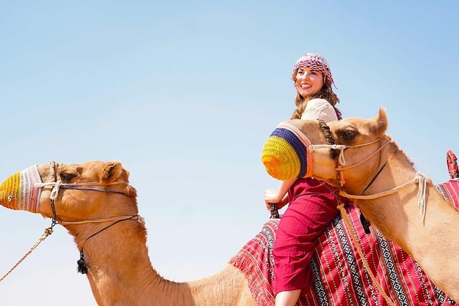 Dubai: Red Dunes Safari with Dune Buggy, Sandboard & Camel 7